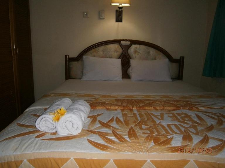 Adus Beach Inn Legian Pokoj fotografie